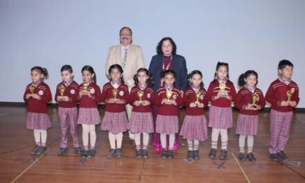 पुलिस डीएवी पब्लिक स्कूल अंबाला में ग्रैंडपेरेंट्स डे समारोह, 400 बच्चों ने दी प्रस्तुति