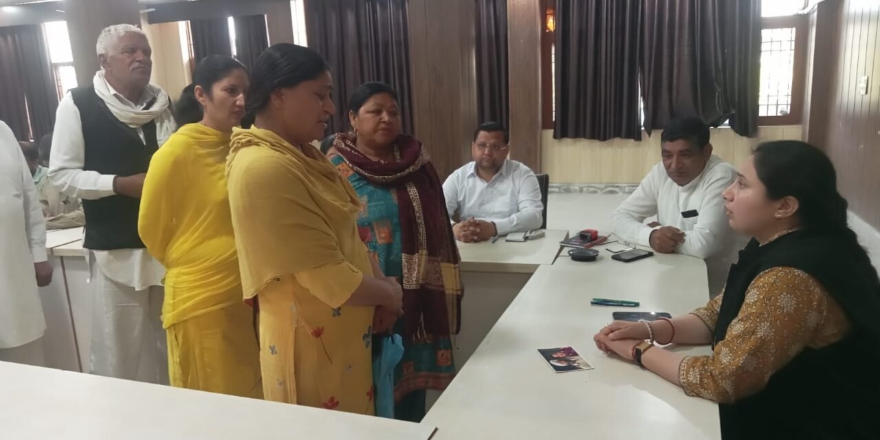 नारायणगढ़ समाधान शिविर में एसडीएम शिवजीत भारती ने दिए त्वरित समाधान के निर्देश