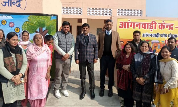 एडीसी प्रदीप कुमार ने पांडु पिंडारा आंगनवाड़ी केंद्र का औचक निरीक्षण किया