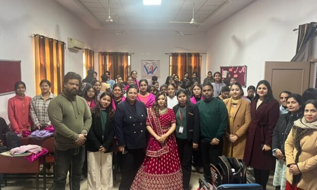 सनातन धर्म कॉलेज में मेक-अप व ग्रूमिंग पर कार्यशाला आयोजित