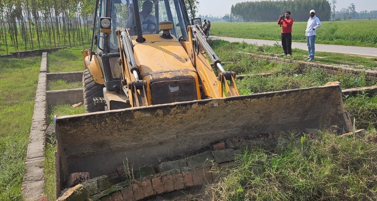 अंबाला में 4 एकड़ अवैध कॉलोनी पर कार्रवाई, 25 निर्माण ध्वस्त