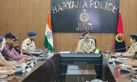 अपराध नियंत्रण के लिए आधुनिक तकनीक अपनाएं: डीआईजी विरेंद्र विज ने अधिकारियों को दिए निर्देश