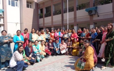 जैन गर्ल्स सीनियर सेकेंडरी स्कूल में हर्षोल्लास से मनाई होली