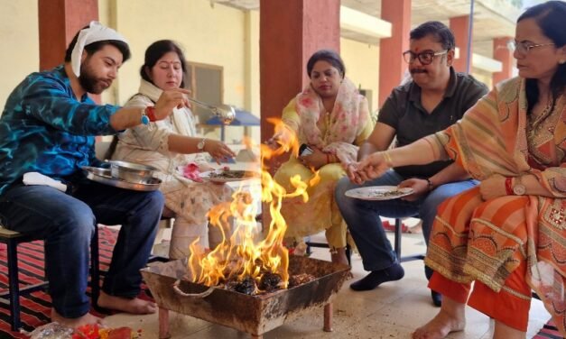 अंबाला में तनेजा पब्लिक स्कूल में नए सत्र की शुरुआत हवन और पूजा के साथ