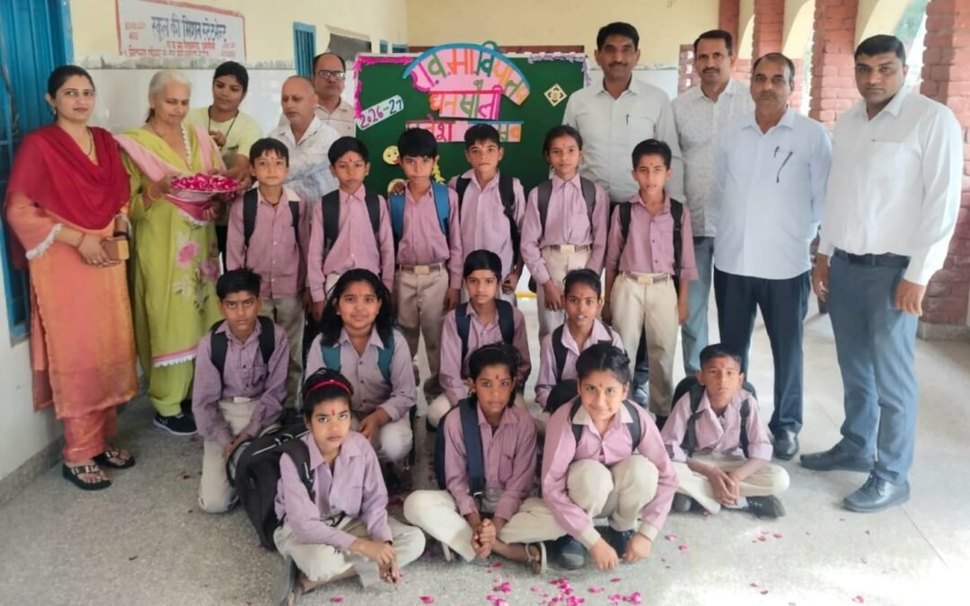 धनसौली स्कूल में प्रवेश उत्सव, नए विद्यार्थियों का गर्मजोशी से स्वागत